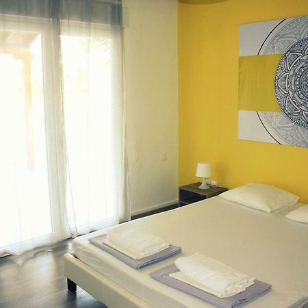 Nei Epivates Rental Rooms 50M From The Beach นัวอายบิวาไต ภายนอก รูปภาพ