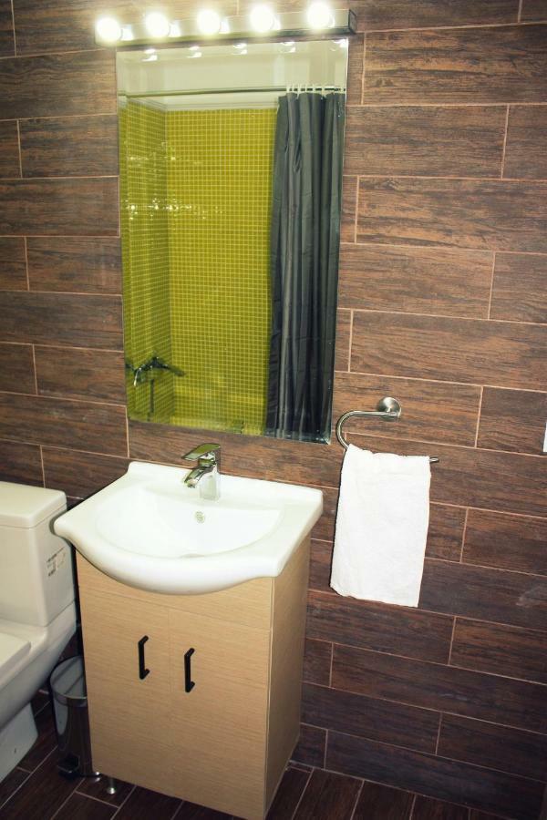 Nei Epivates Rental Rooms 50M From The Beach นัวอายบิวาไต ภายนอก รูปภาพ
